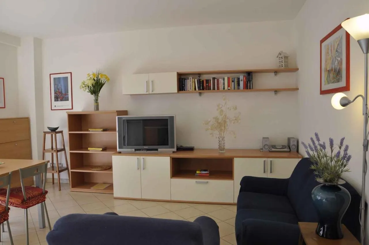 Apartments In Lazise - Gardasee 30250