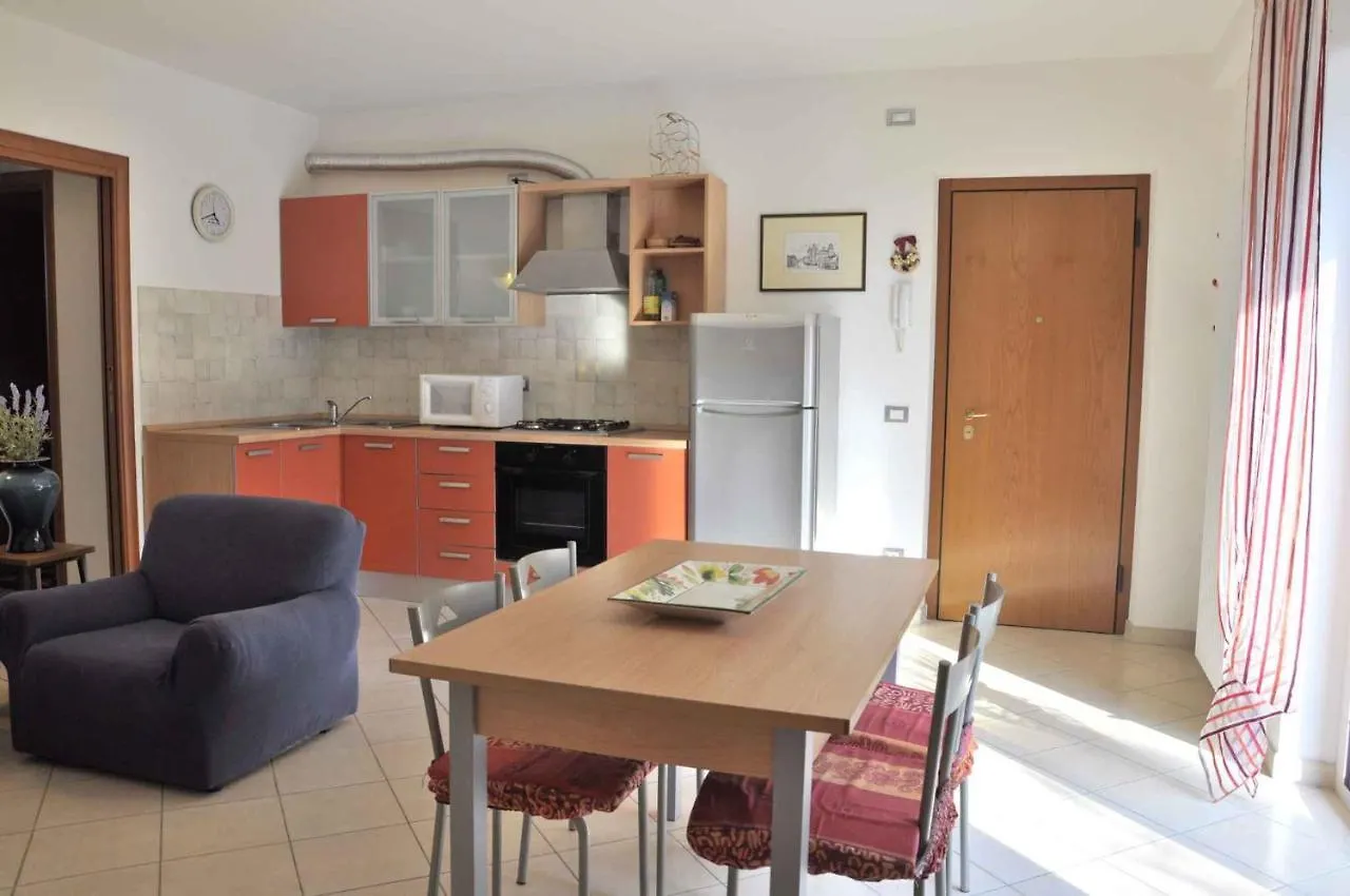Apartments In Lazise - Gardasee 30250 Itálie