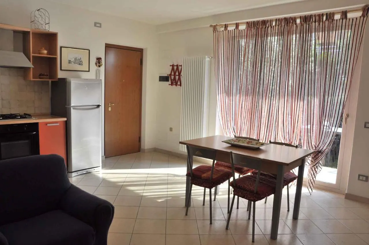 Apartments In Lazise - Gardasee 30250