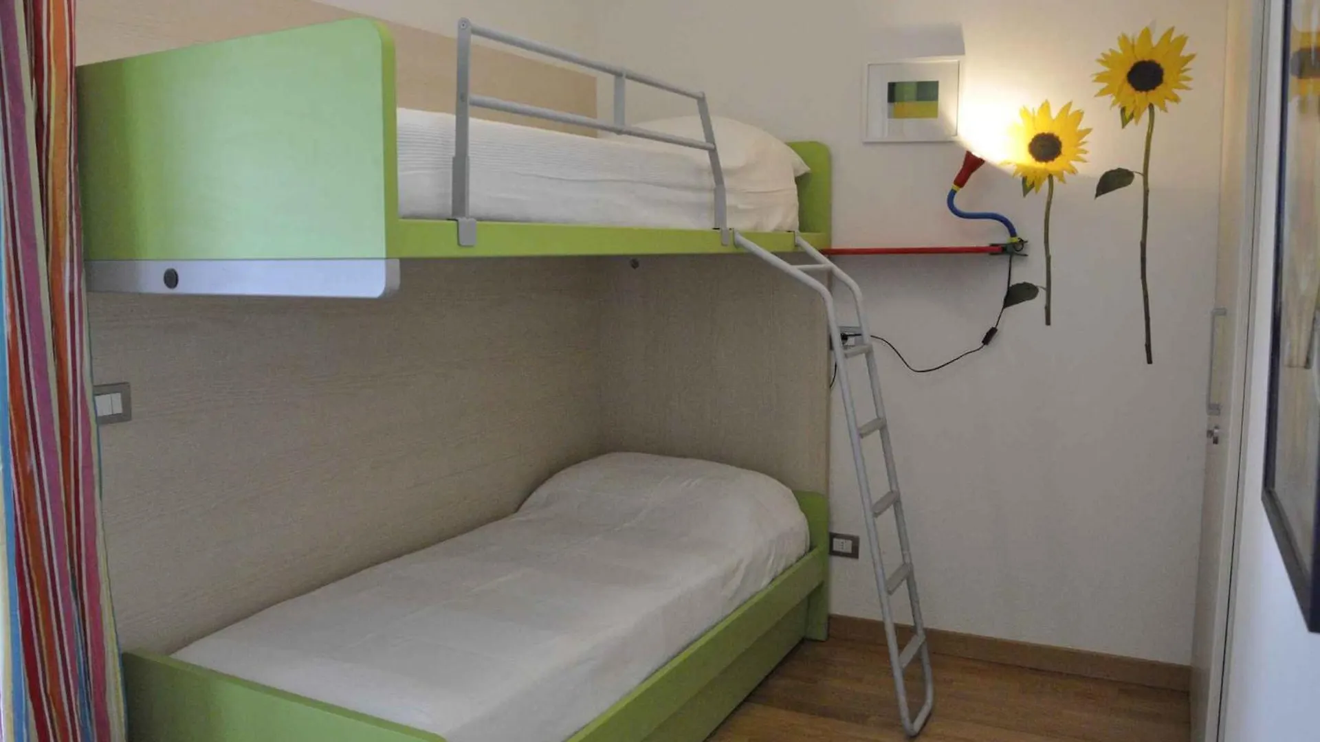 Apartments In Lazise - Gardasee 30250